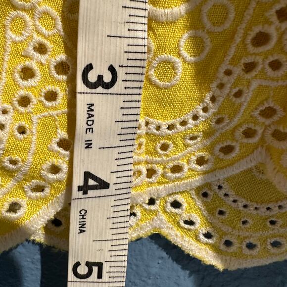 Ann Taylor Loft Size 10 Linen Blend Dressy Shorts Yellow Eyelet Summer Micro - Picture 7 of 10